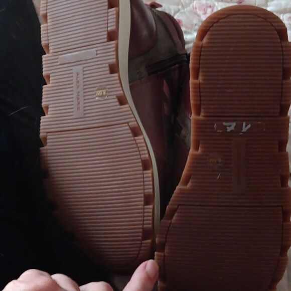 Alex Marie  - Picture 3 of 5